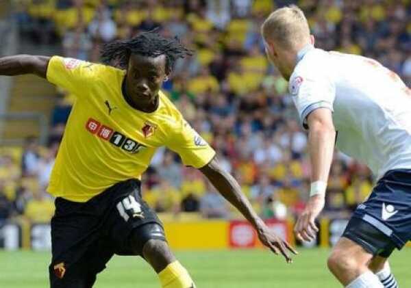 Watford cae ante el Sevilla con 45 minutos de Juan Carlos Paredes