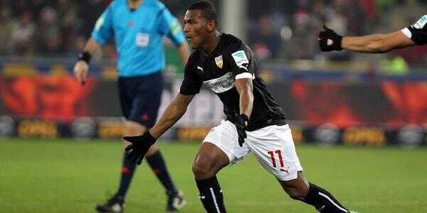 El Stuttgart se impuso al Manchester City con Carlos Gruezo desde el minuto 75