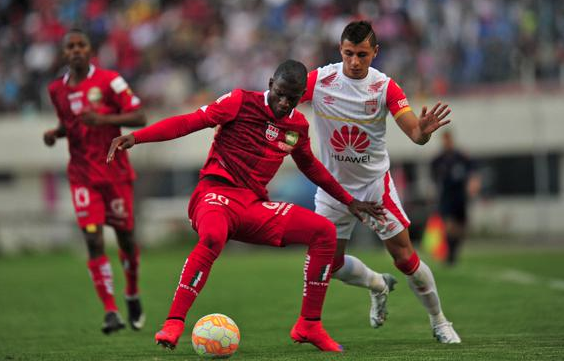 Liga de Loja e Independiente Santa Fe no se hicieron daño en la ida