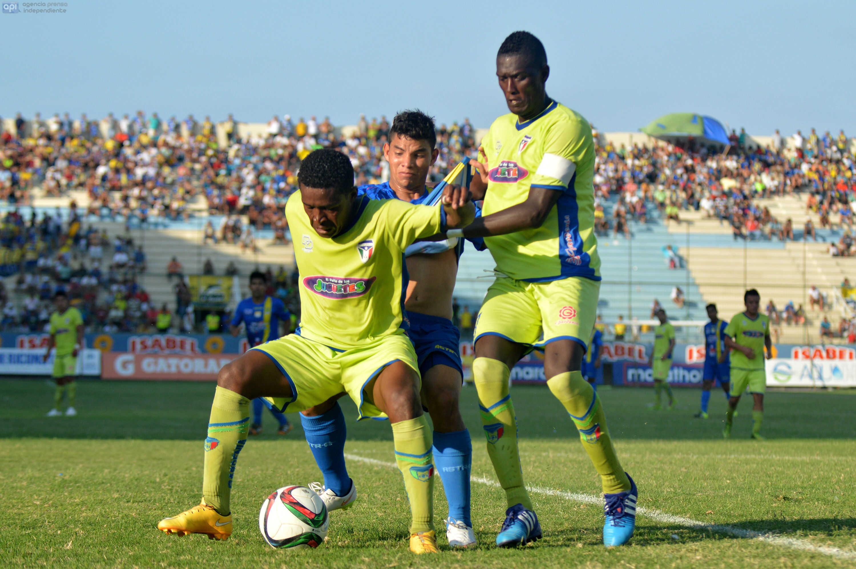 Delfín es el nuevo puntero de la Serie B