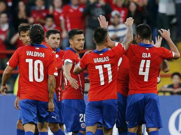 Chile mantiene su vértigo de cara a las eliminatorias y vence a un Paraguay en construcción