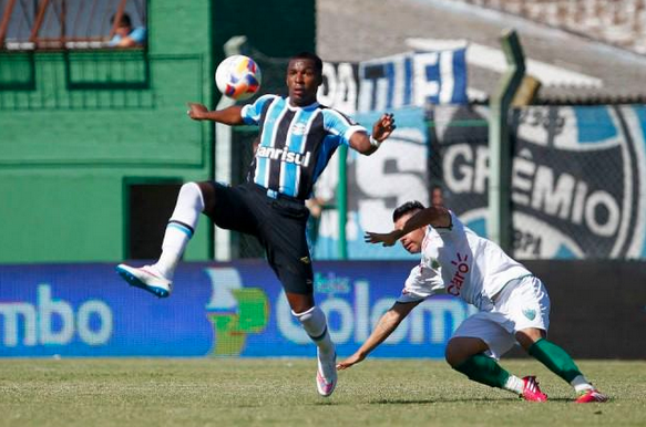 Con Frickson Erazo de titular, Gremio cayó ante Palmeiras