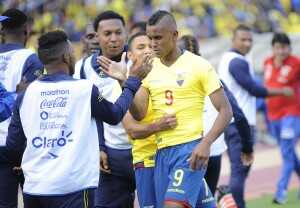 Fidel Martínez celebra gol