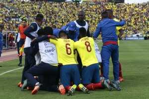 Noboa y Caicedo festejan gol