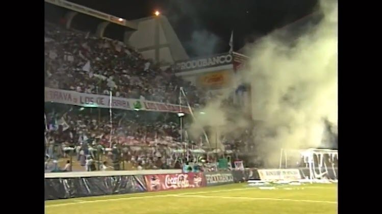 #TBLaRed | ¡Los ‘albos’ le ganaron 3-1 al Jorge Wilstermann en la Libertadores de 1999!