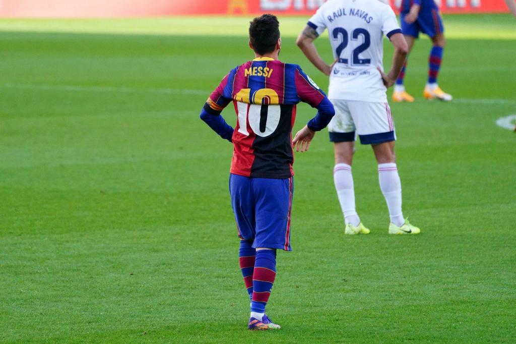 Messi junta a Nike y Adidas en su homenaje a Maradona
