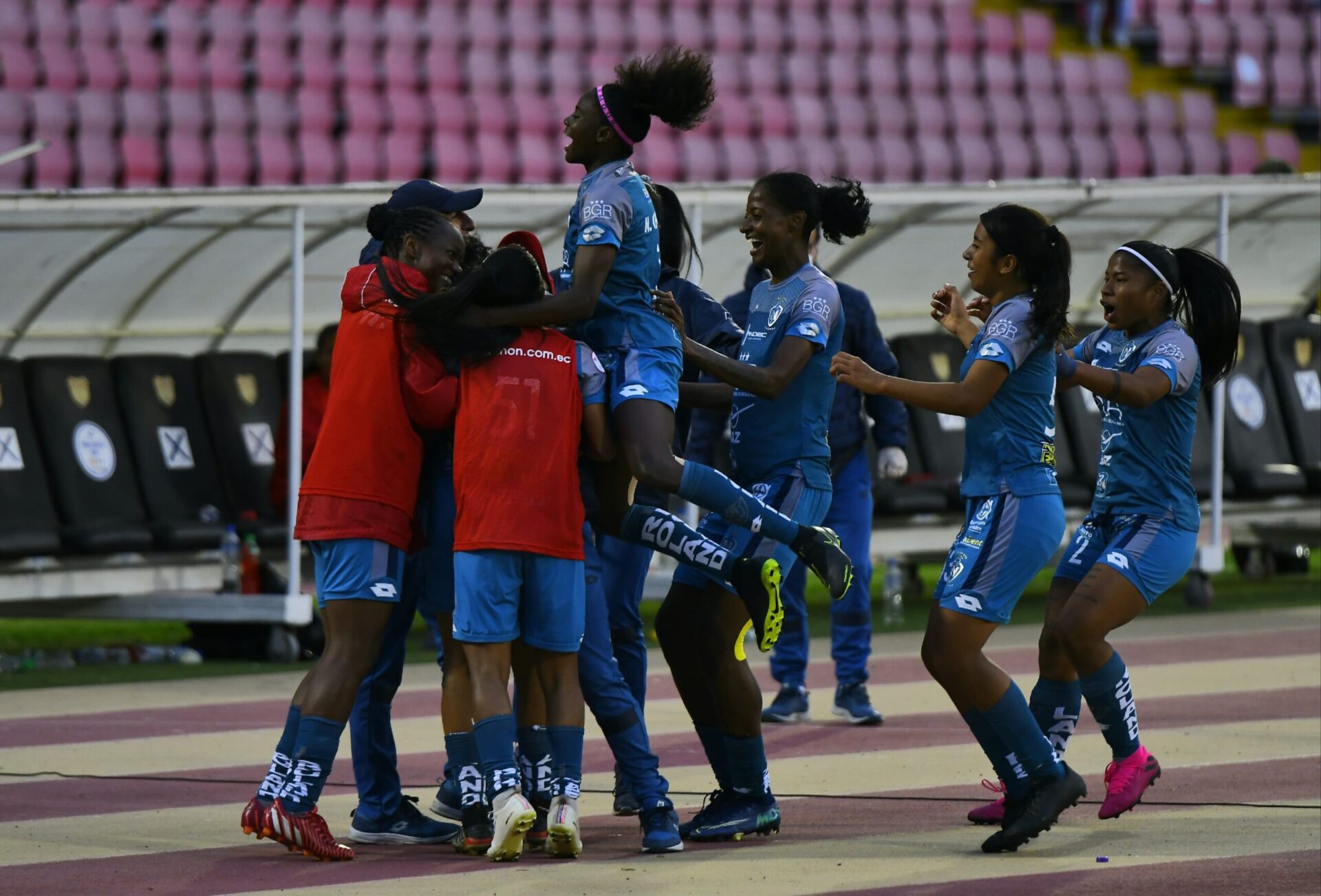 El Nacional toma ventaja en la final femenina