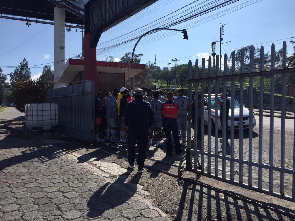 Problemas entre jugadores y la presidenta de El Nacional en el Complejo
