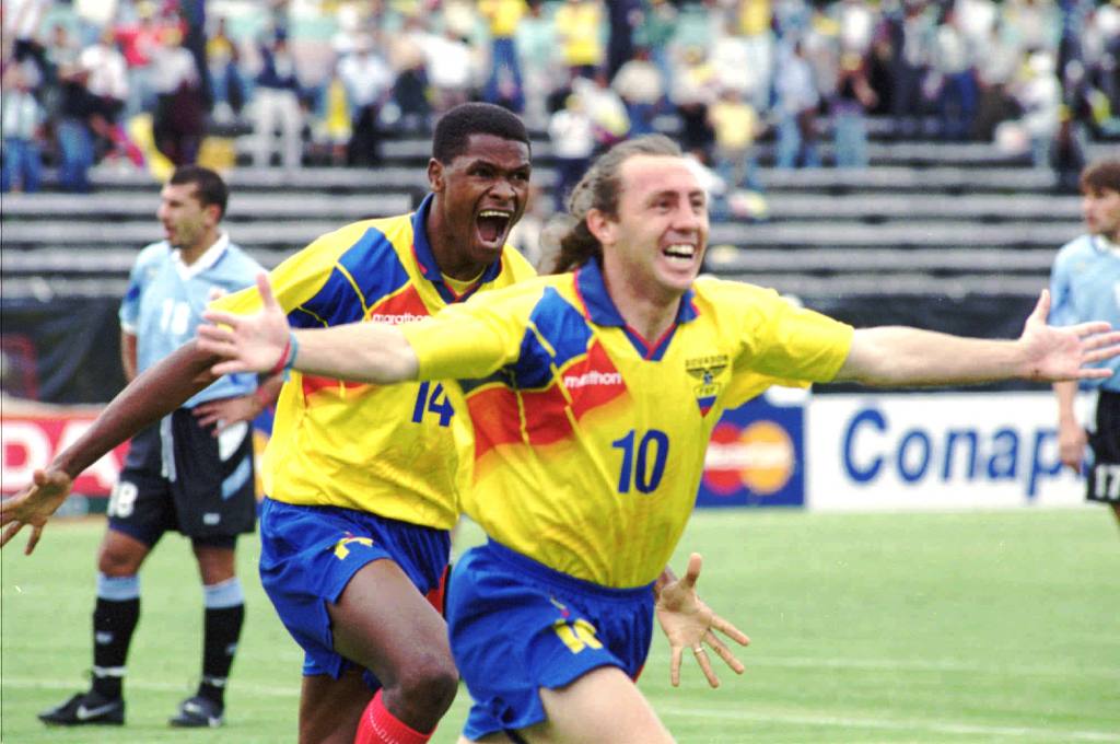 Aguinaga entre los tres mejores #10 según la Conmebol