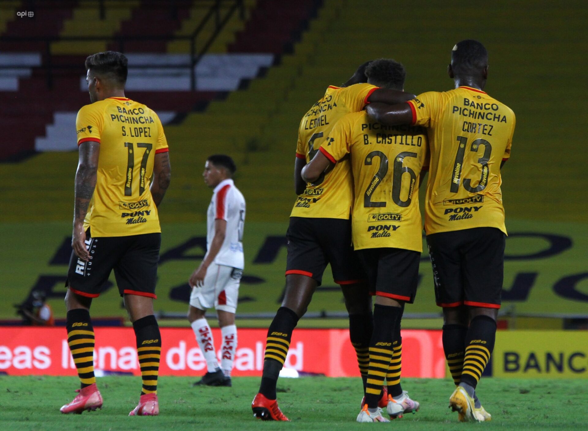 Festival de golazos y victoria para Barcelona en Guayaquil