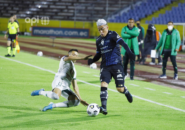 IDV visita Chile para medirse a Unión Española