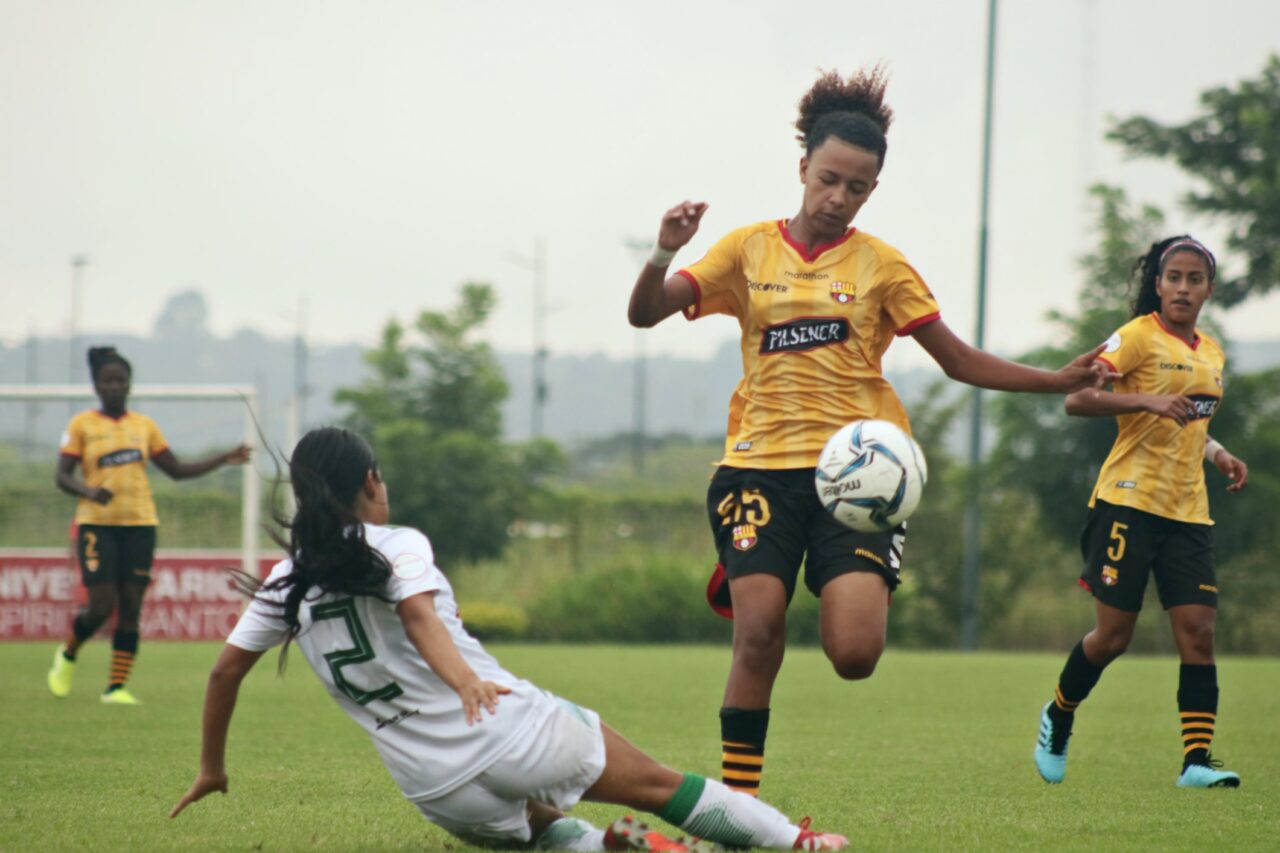 La primera fecha de la SuperLiga Femenina culmina con seis victorias