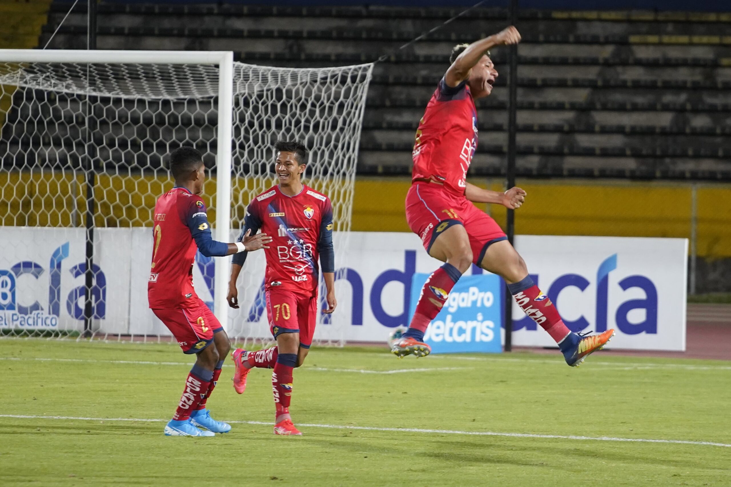 El Nacional se afianza como escolta de la Serie B