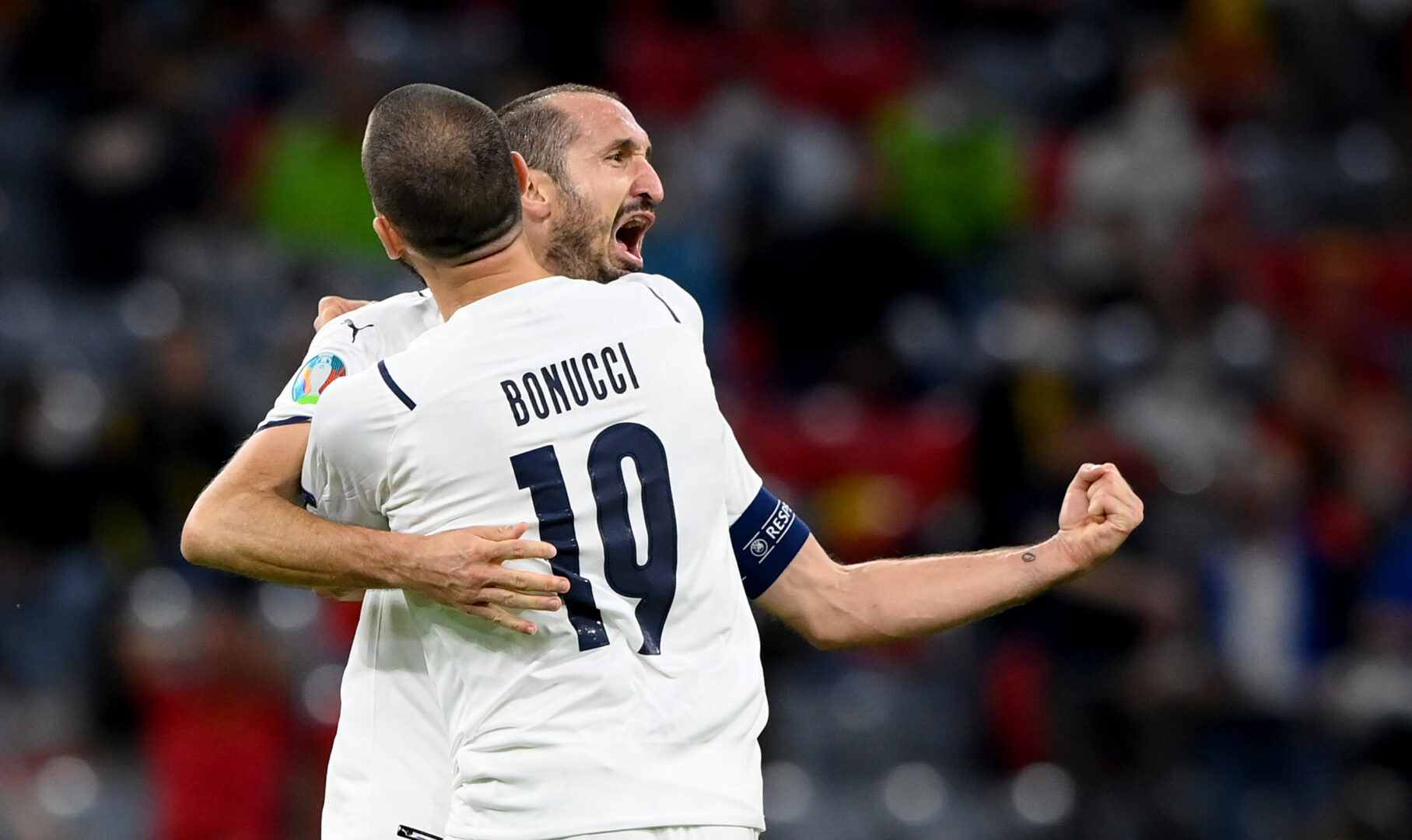 Italia avanza a paso firme en la Euro