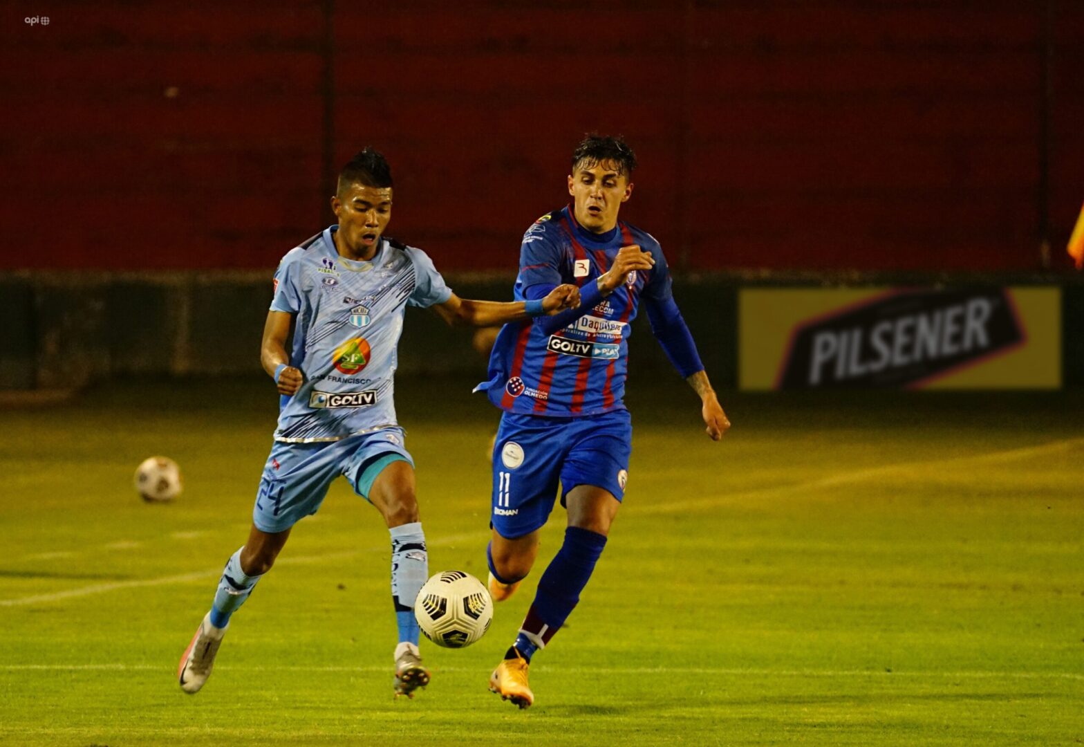 Macará gana en casa con doblete de Darío Mina