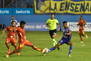 Aucas le dio vuelta al marcador y se tomó el estadio Jocay