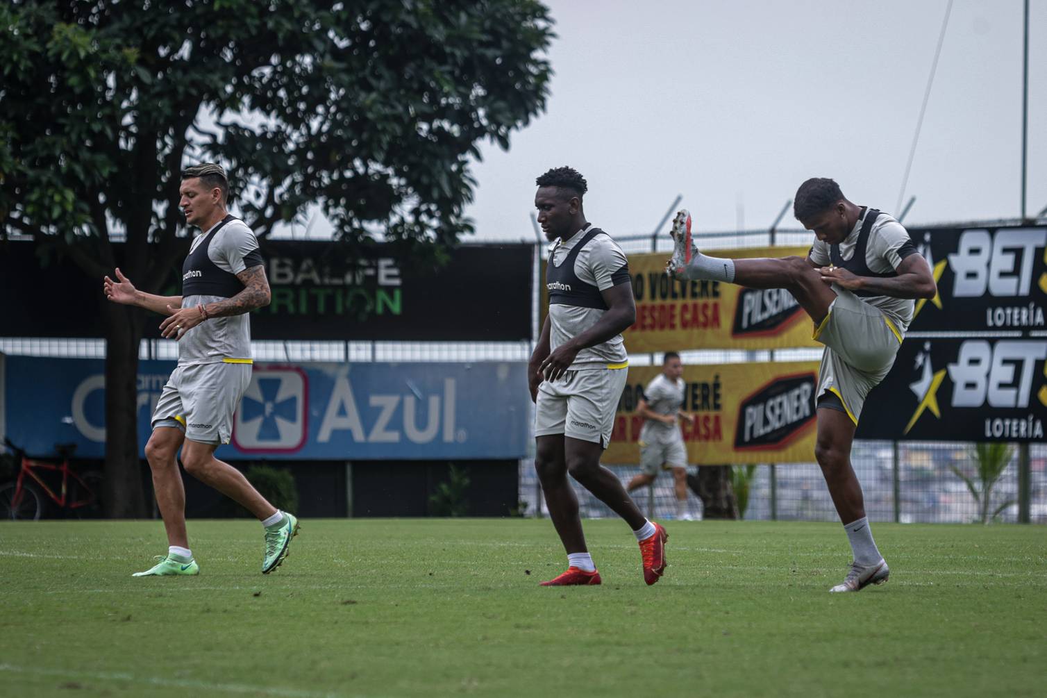 Barcelona inicia su camino en Sudamericana ante Montevideo Wanderers