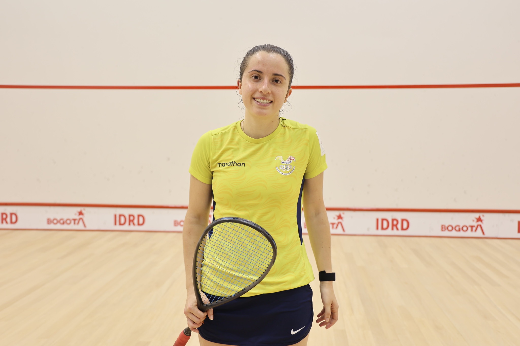 María Paula Moya le entregó el tercer oro bolivariano a Ecuador
