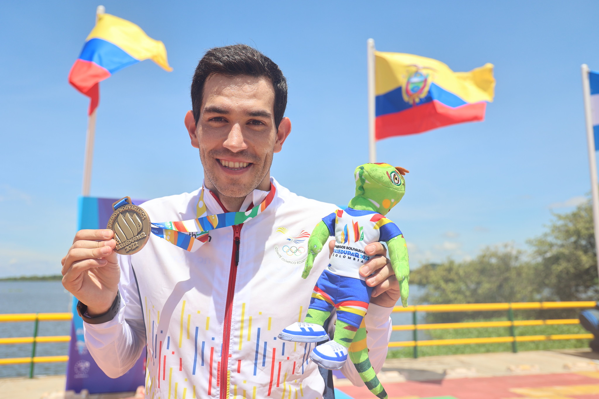 Esteban Enderica se colgó la medalla dorada en los 5000m