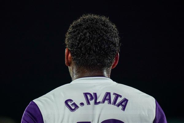 Gonzalo Plata se queda en el Valladolid