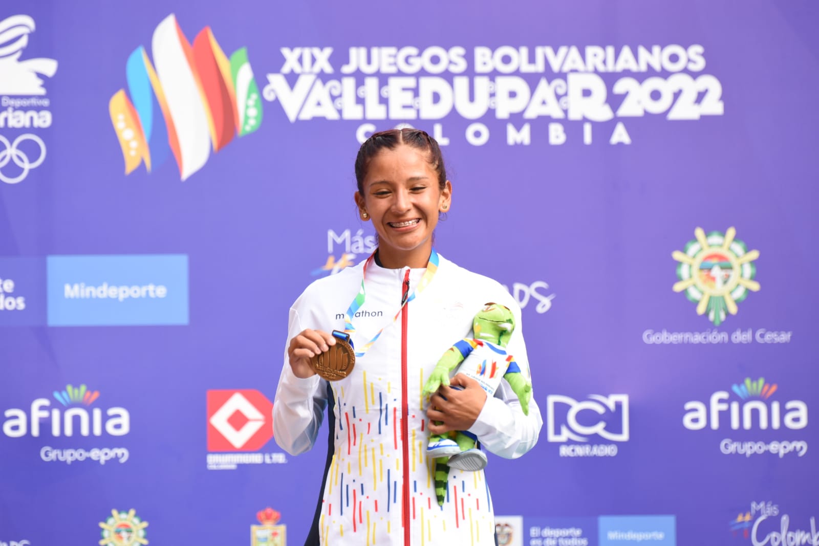 Karla Jaramillo logró el oro en 20km marcha en Valledupar