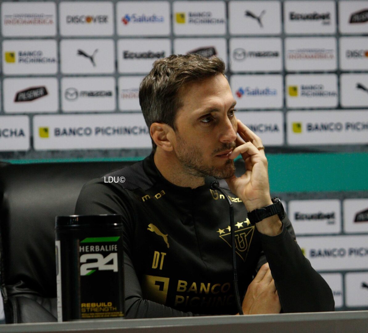 Luis Zubeldía: “Este triunfo es para Don Rodrigo, él sigue estando presente”