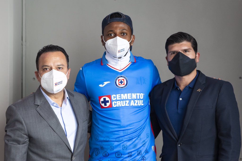 El ecuatoriano Michael Estrada es el quinto refuerzo del Cruz Azul