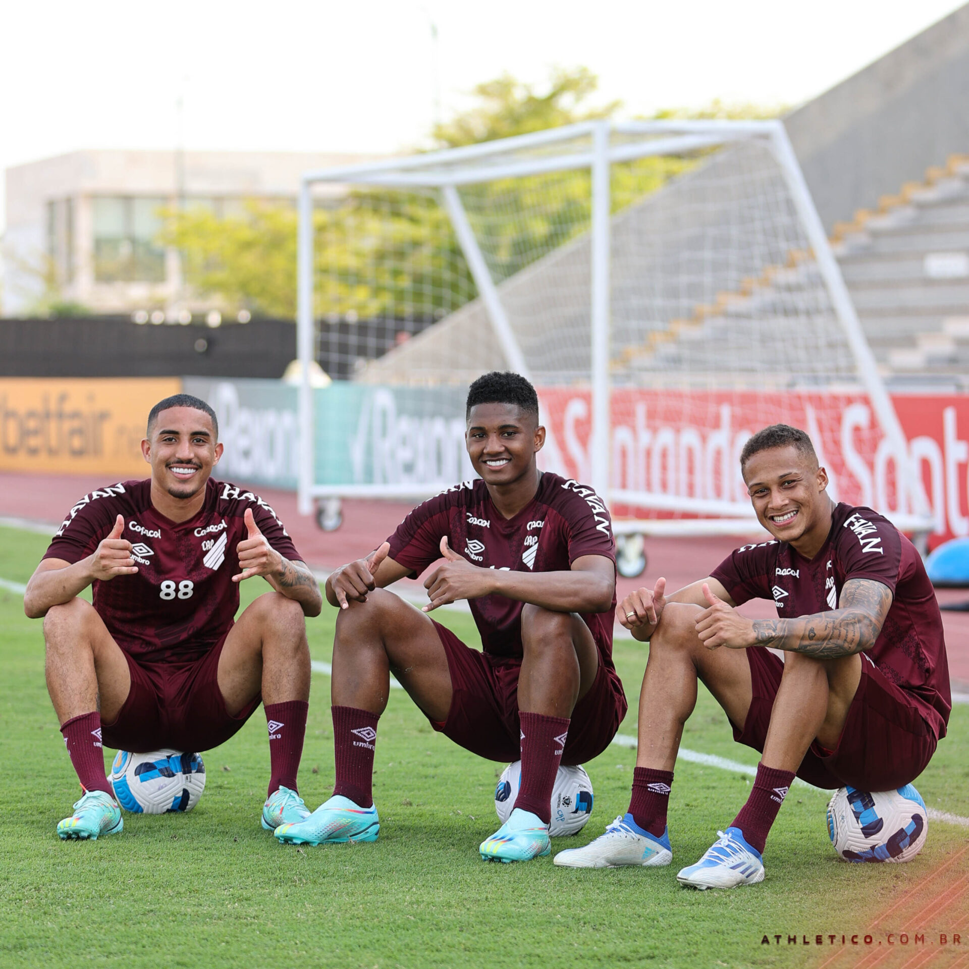 Flamengo y Paranaense cumplen con sus últimos entrenamientos antes de la final
