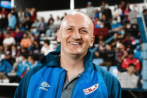 Pablo Repetto: “Sí regresaría a dirigir en Ecuador”