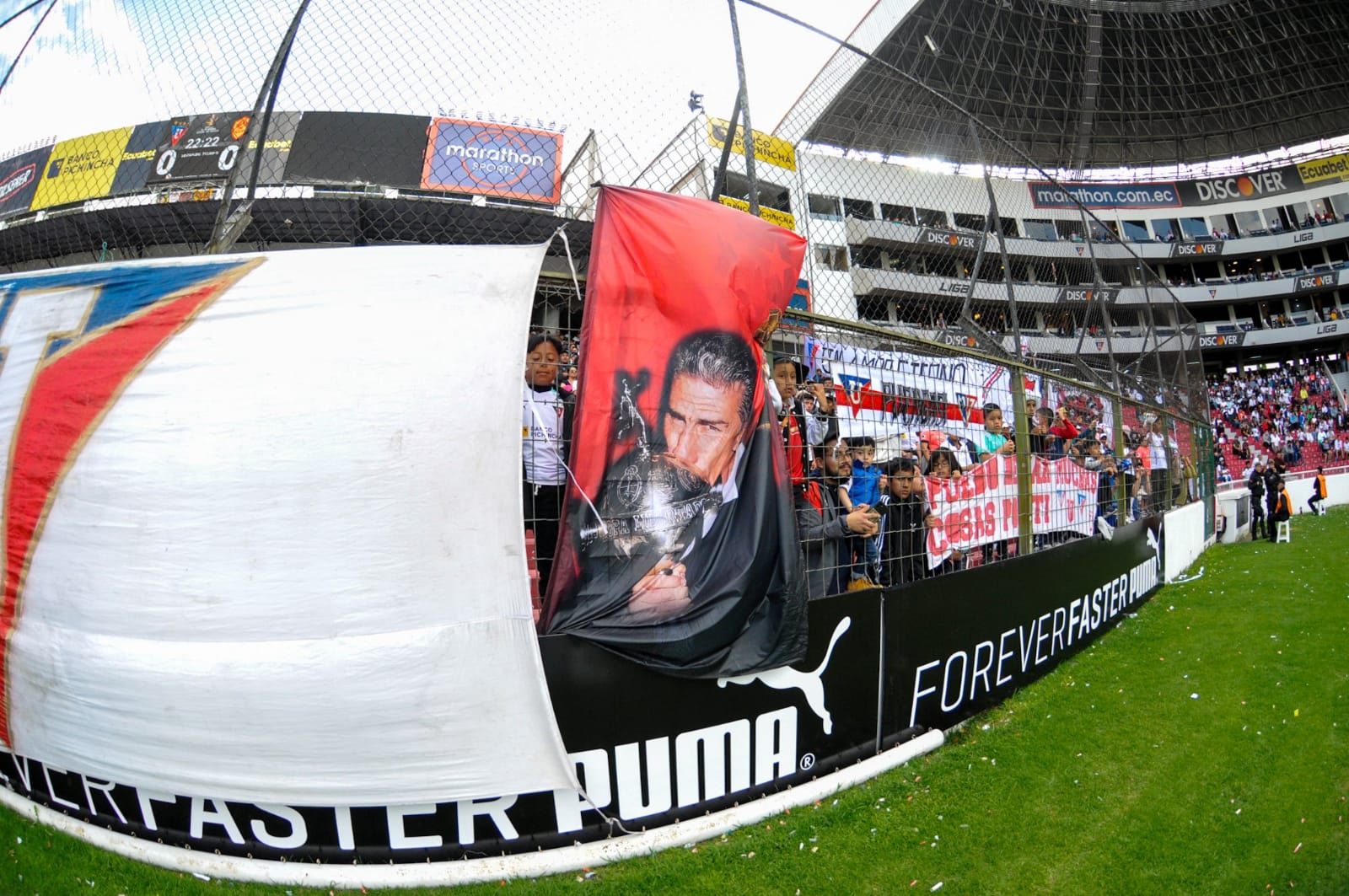 Deportivo Cuenca recibe a LDU en la Final de ida de la Copa de Campeones