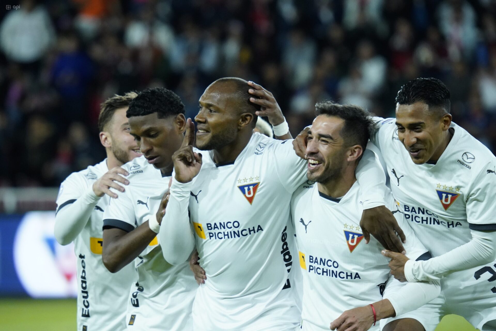 Festival de goles en Ponciano y victoria para Liga