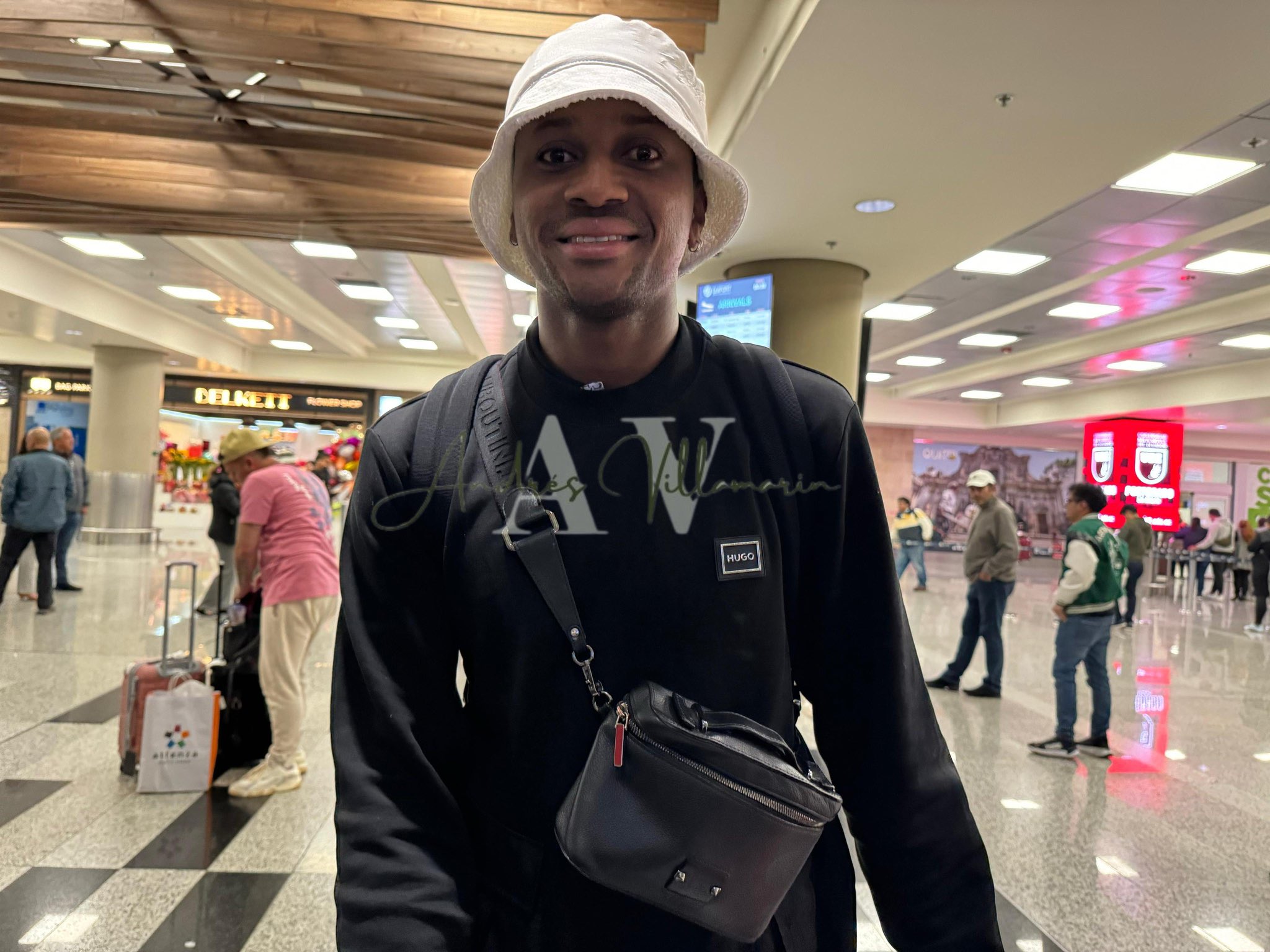 Michael Estrada arribó a Quito y será presentado en la “Noche Blanca” 2024
