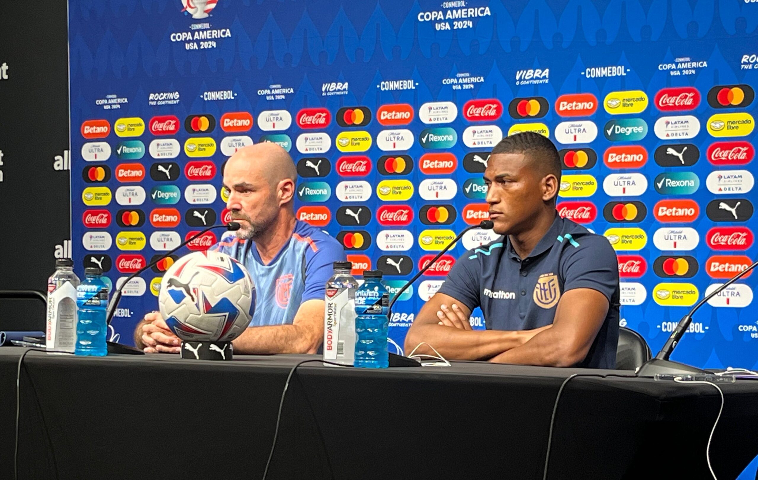 Félix Sánchez Bas: “Queremos que la gente que viene a alentar a la selección salga satisfecha”