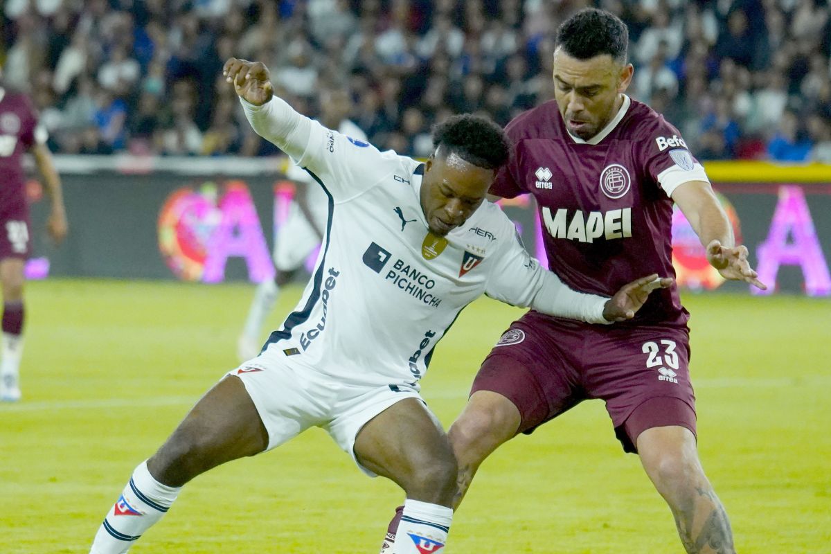 Liga aterrizó en Argentina de cara a la revancha contra Lanús