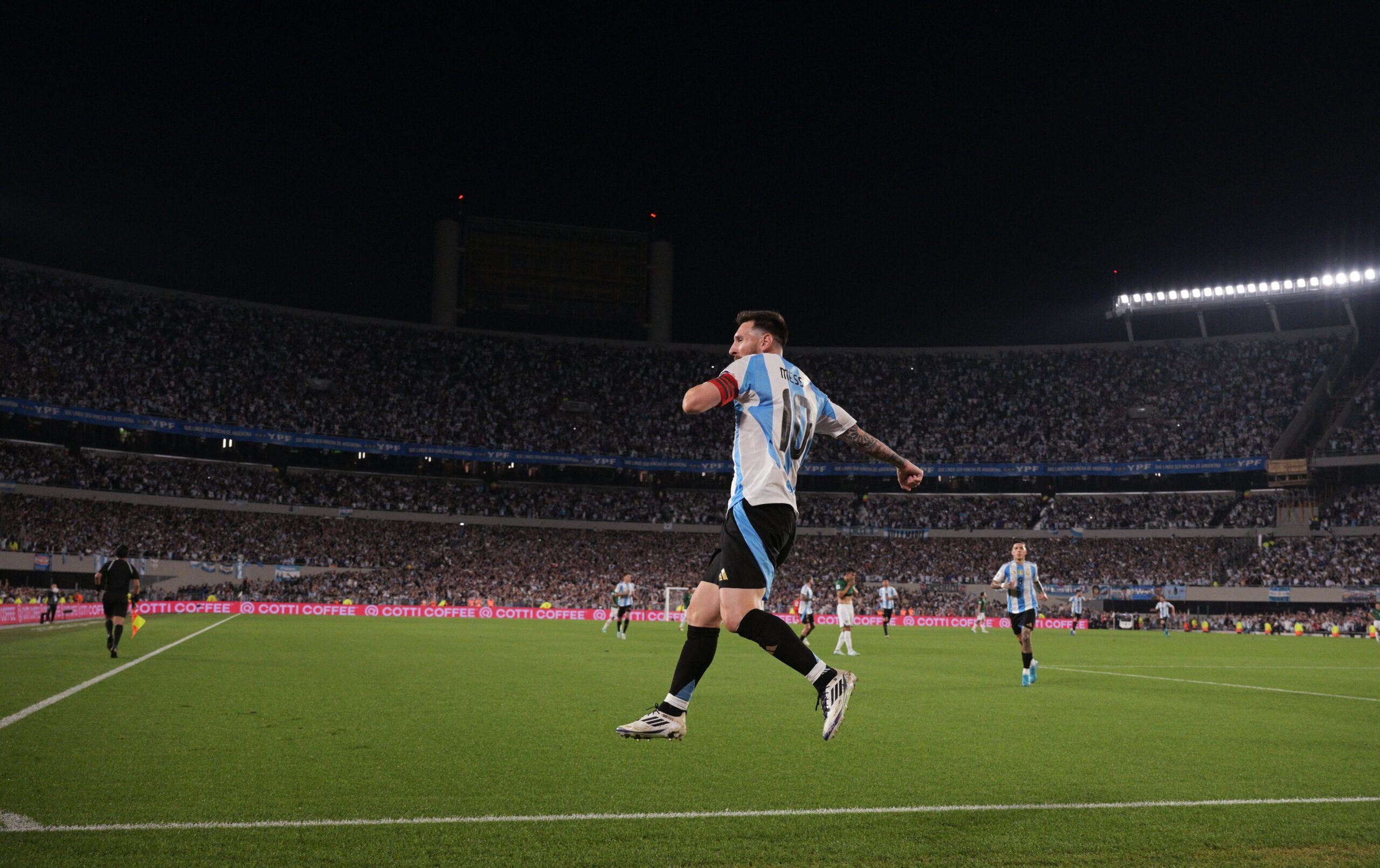 Argentina y Lionel Messi brillaron ante Bolivia