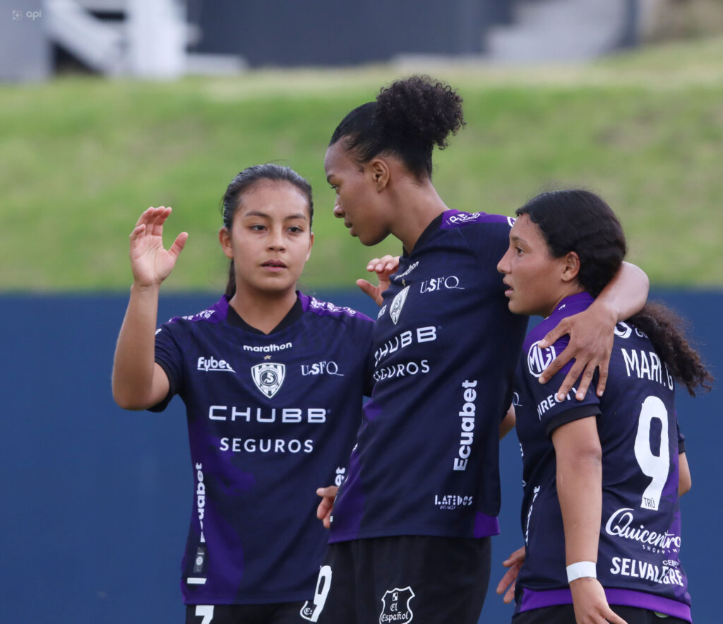 Dragonas IDV toma el liderato de la Superliga Femenina tras finalizar la cuarta fecha