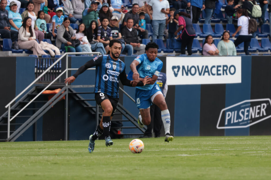 Con un penalti al final, IDV logró el empate ante Macará en casa