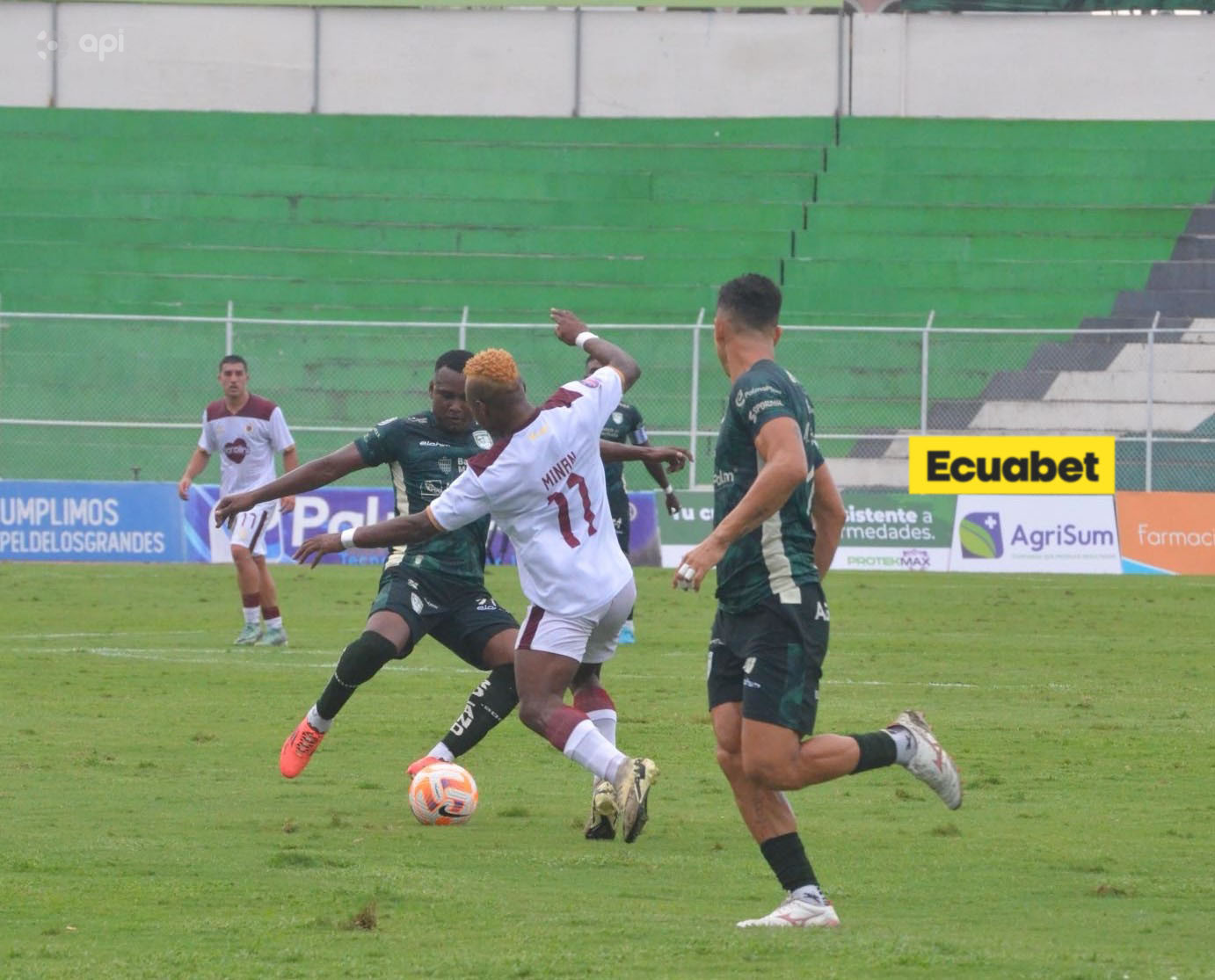 Vinotinto sumó un punto en Machala