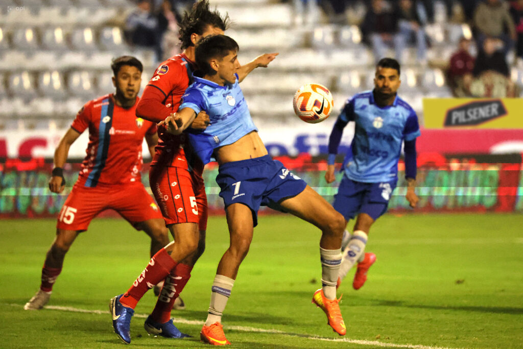 Macará y El Nacional empataron en un partido de dientes apretados