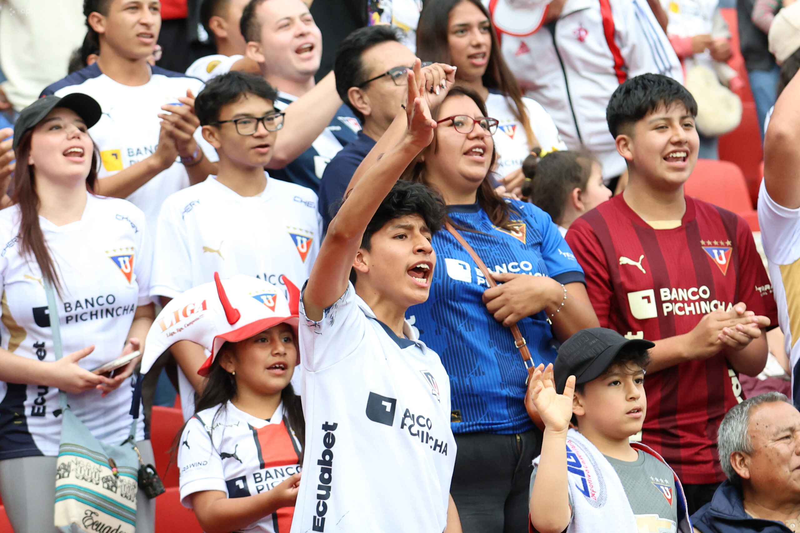 Liga pone a la venta un combo especial para sus duelos importantes