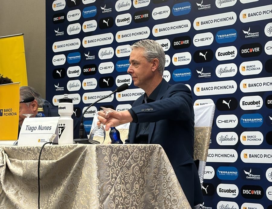 Tiago Nunes: “Ojalá tengamos una relación sana y respetuosa, aquí ya se ganó todo y se puede repetir”