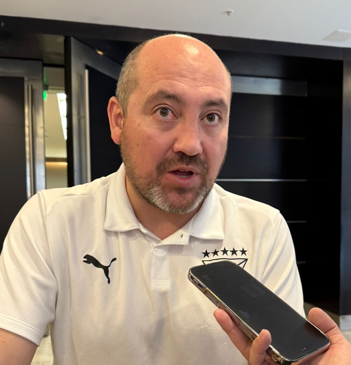 Eduardo Álvarez: “Es una deuda que ya esperábamos. Esto ya estaba previsto, esperamos que hoy o el lunes podamos transferir el dinero para levantar la sanción”