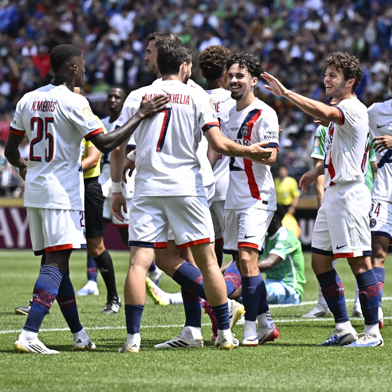 El PSG de Pacho supera al Seattle Sounders y asegura su clasificación en el Mundial de Clubes