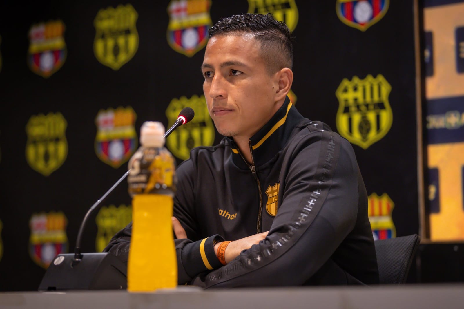 Miguel Parrales: “Me gustaría hacer historia en Barcelona y ganar un título”