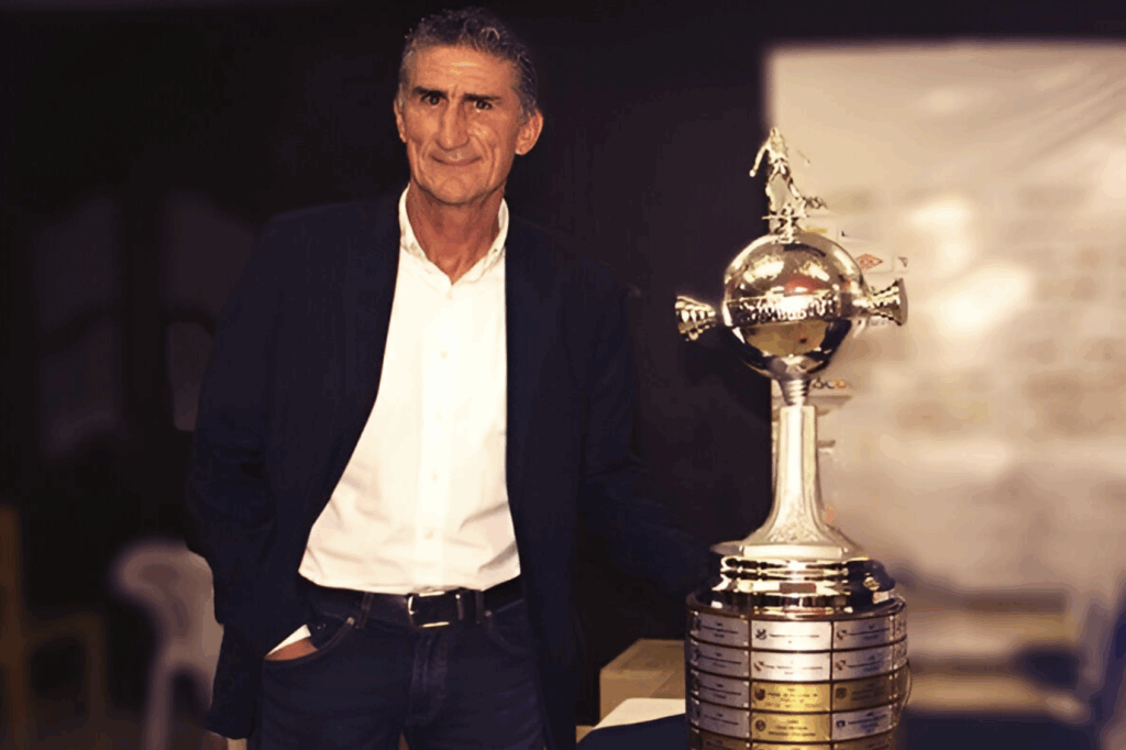 Eduardo Álvarez: “Nos parece un homenaje más que merecido a un técnico que nos hizo crecer como institución”