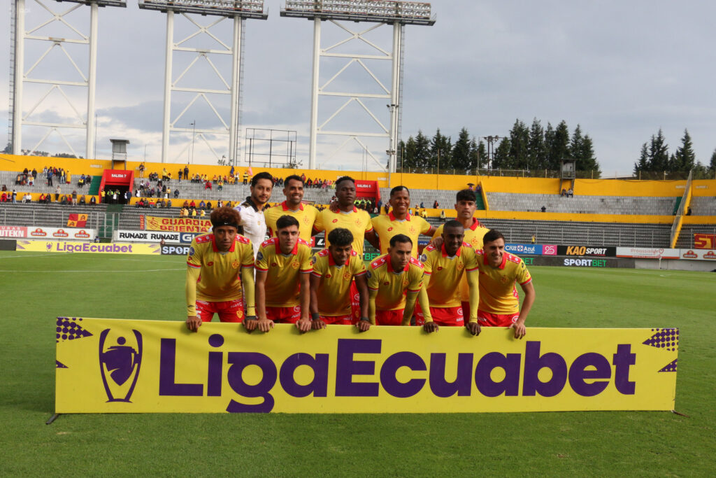 Juan Pablo Buch: “No nos deben marcar goles, el fútbol se gana con un solo gol”