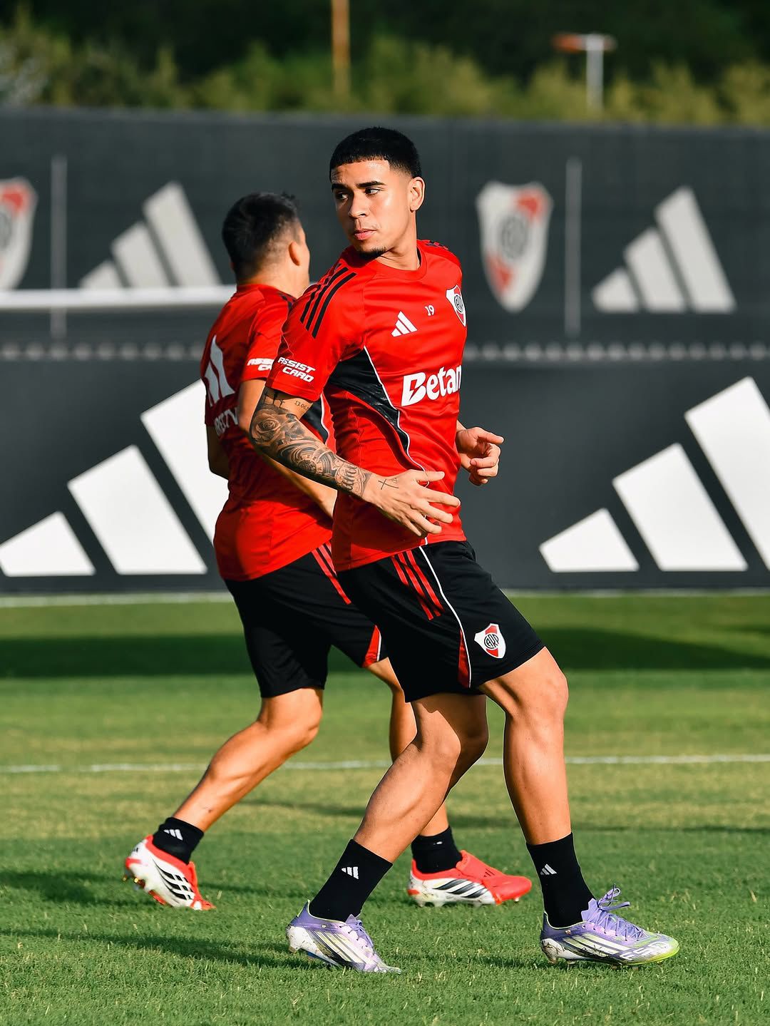 Kendry Páez convocado para el partido contra Argentinos Junios