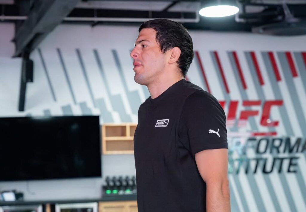 Adrián Luna Martinetti debutará frente a Davey Grant en el UFC Vegas 116