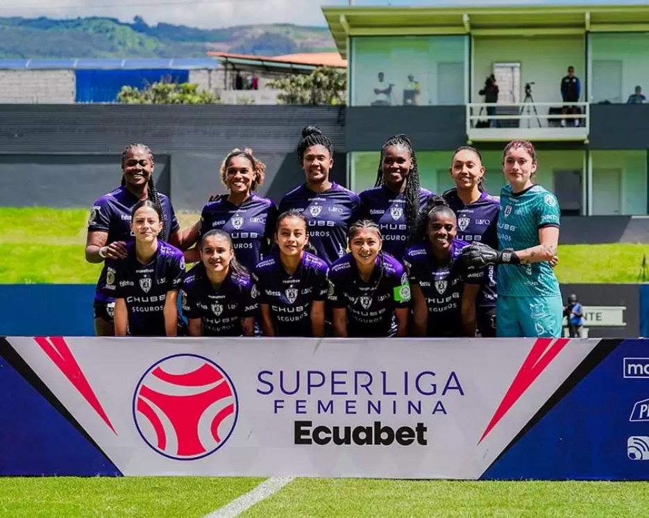 Dragonas IDV presentó sus nuevos uniformes y plantilla para la Superliga Femenina 2026