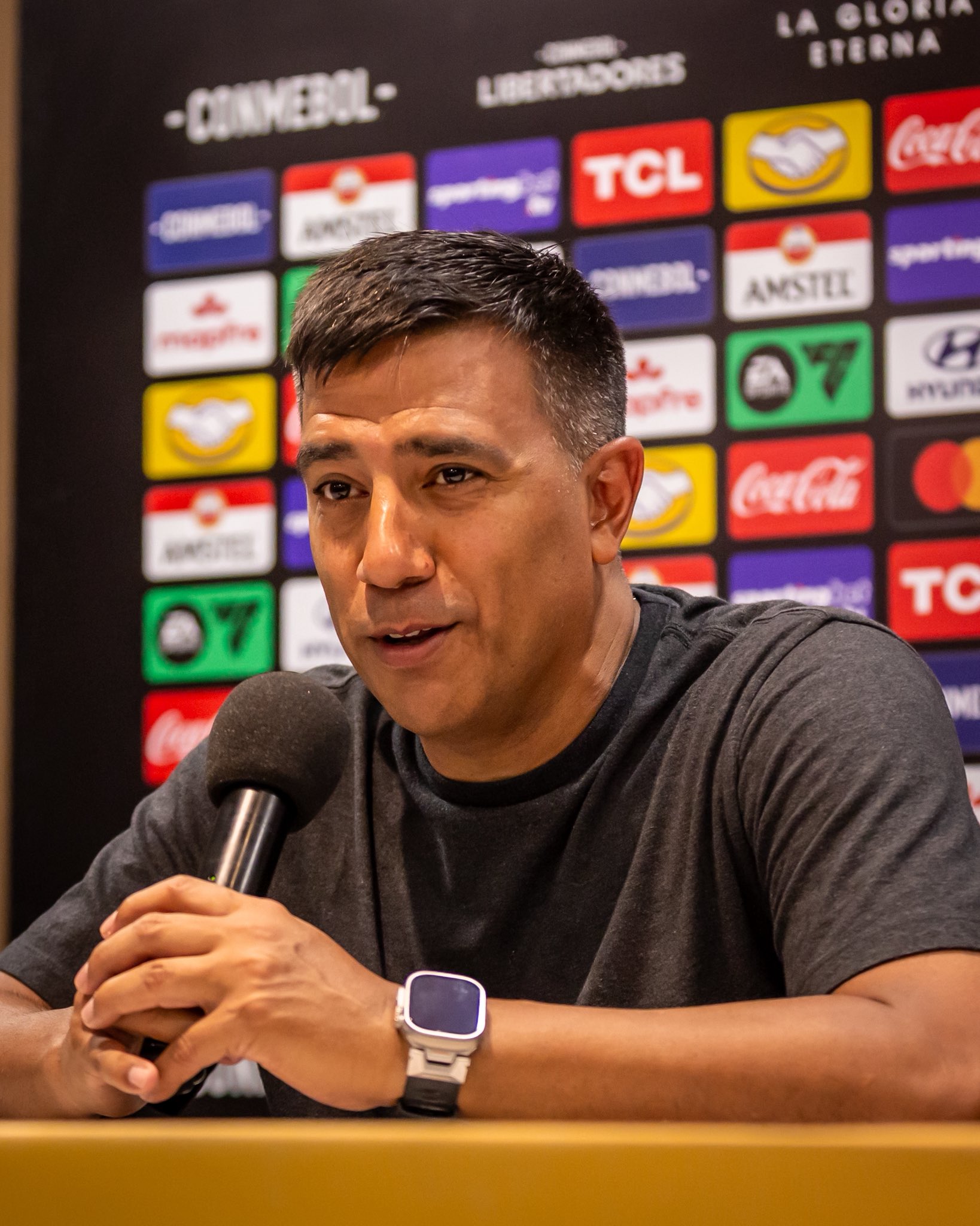 César Farías: “Barcelona es un equipo grande, que acostumbra a jugar con mucha presión”